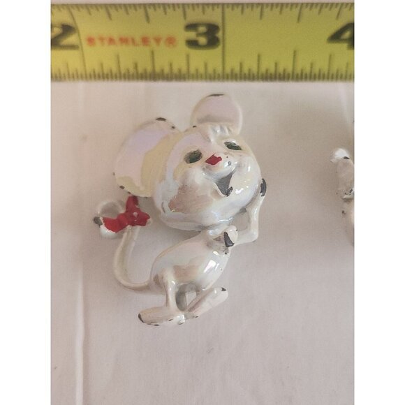 2Vintage Mouse Brooch Pin White Opalescent Enamel  Green Emerald Rhinestone Eyes - Picture 2 of 4